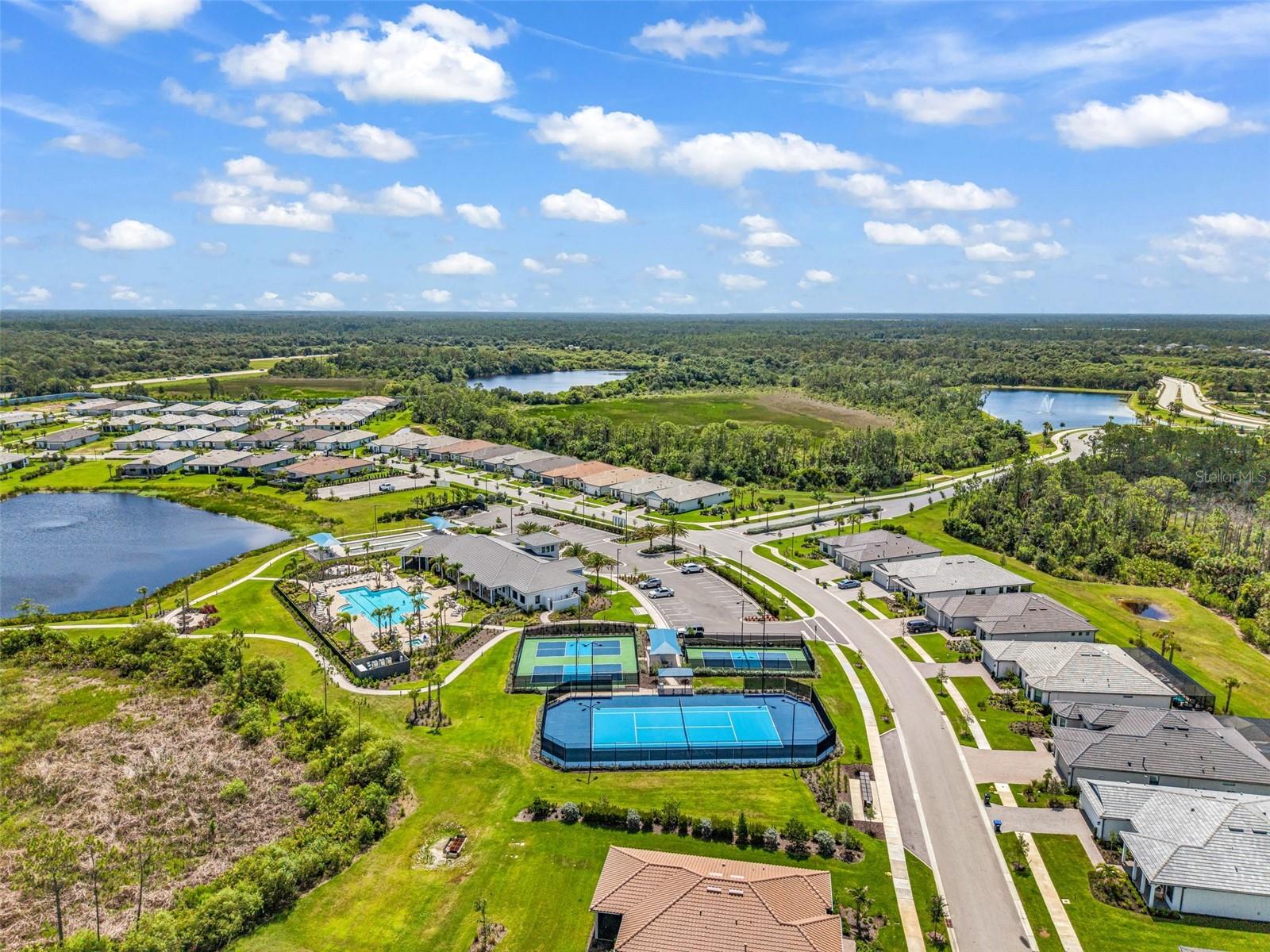 ARBOR OAKS/THE WOODLANDS - Residential