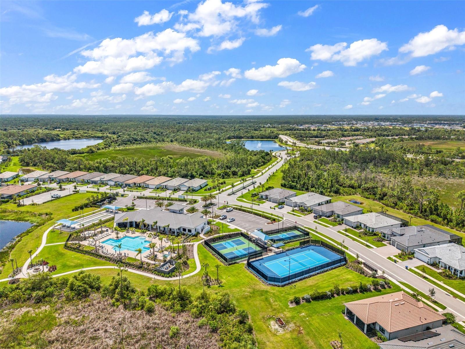 ARBOR OAKS/THE WOODLANDS - Residential