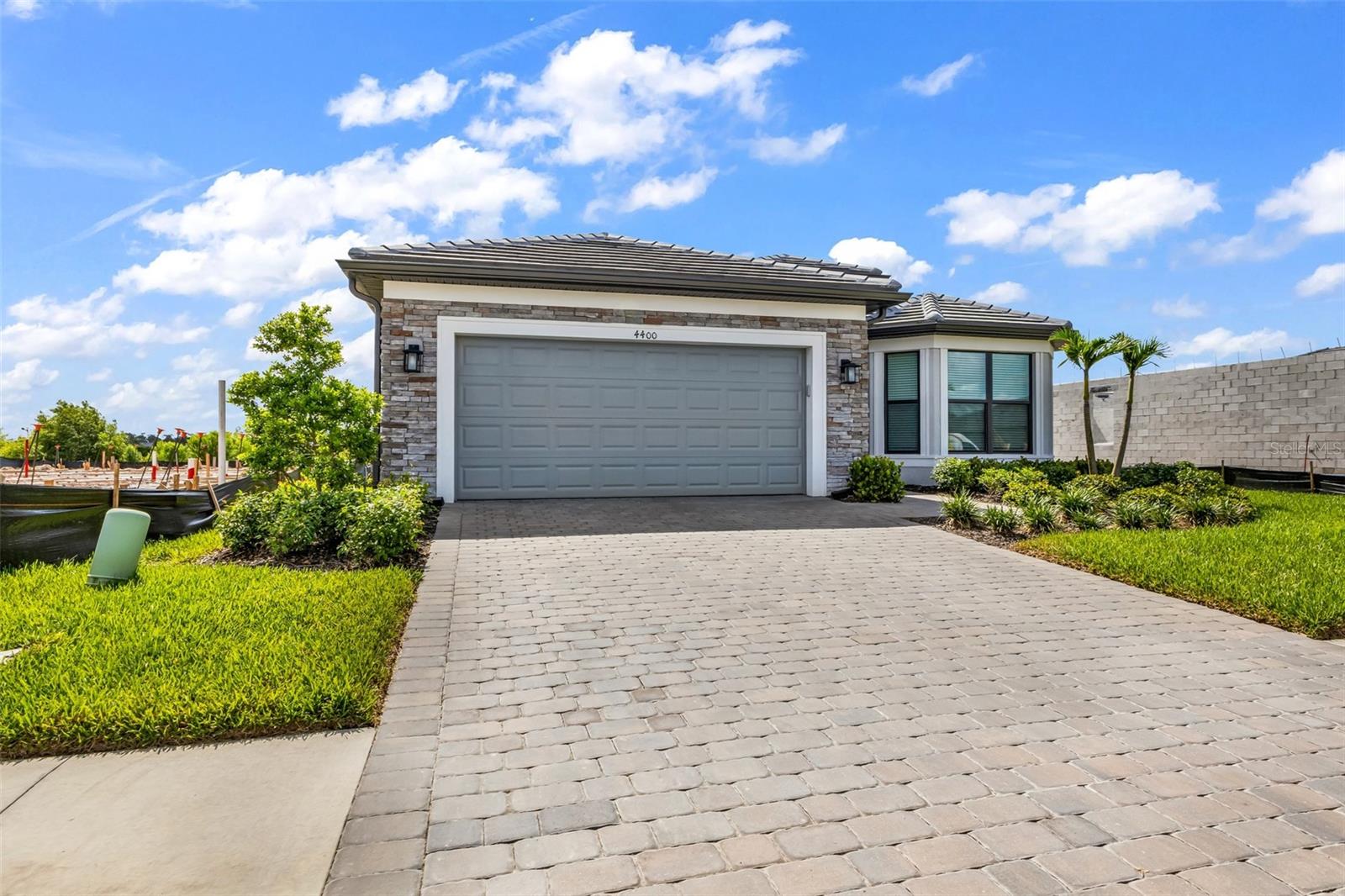 ARBOR OAKS/THE WOODLANDS - Residential