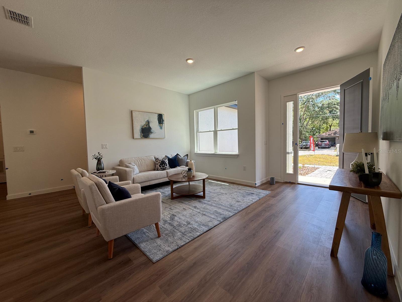 CITRUS SPGS UNIT 03 - Residential