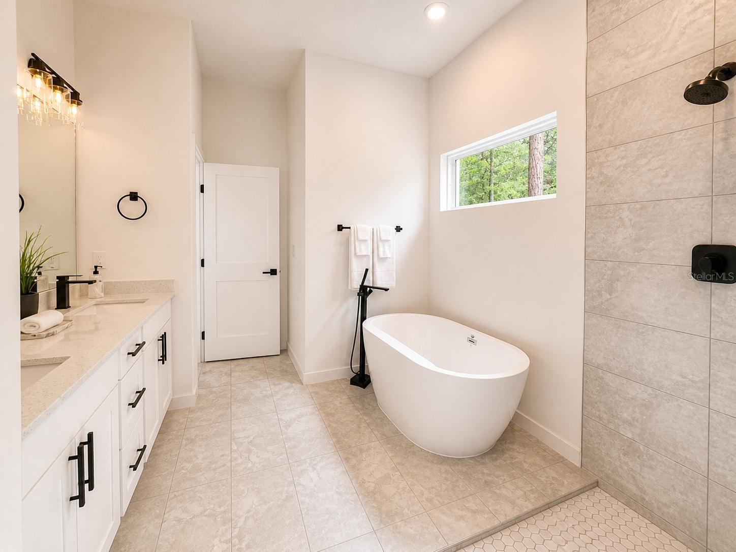 CITRUS SPGS UNIT 03 - Residential