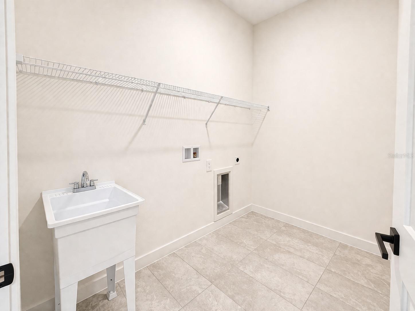 CITRUS SPGS UNIT 03 - Residential