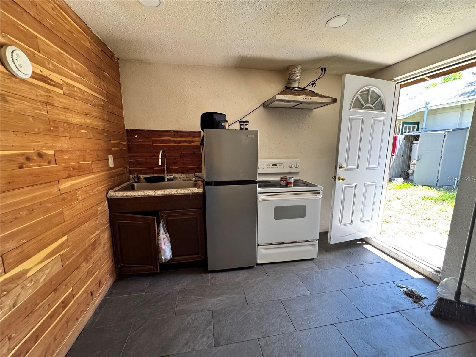 SUN CREST - Residential