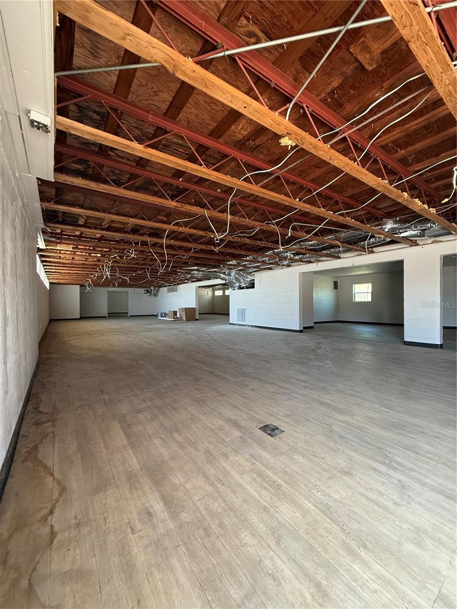 AUBURNDALE HEIGHTS - Commercial Sale