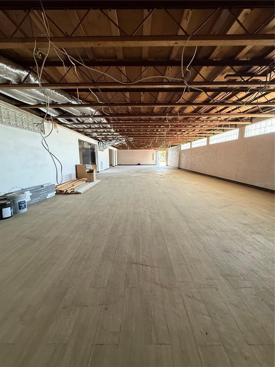 AUBURNDALE HEIGHTS - Commercial Sale