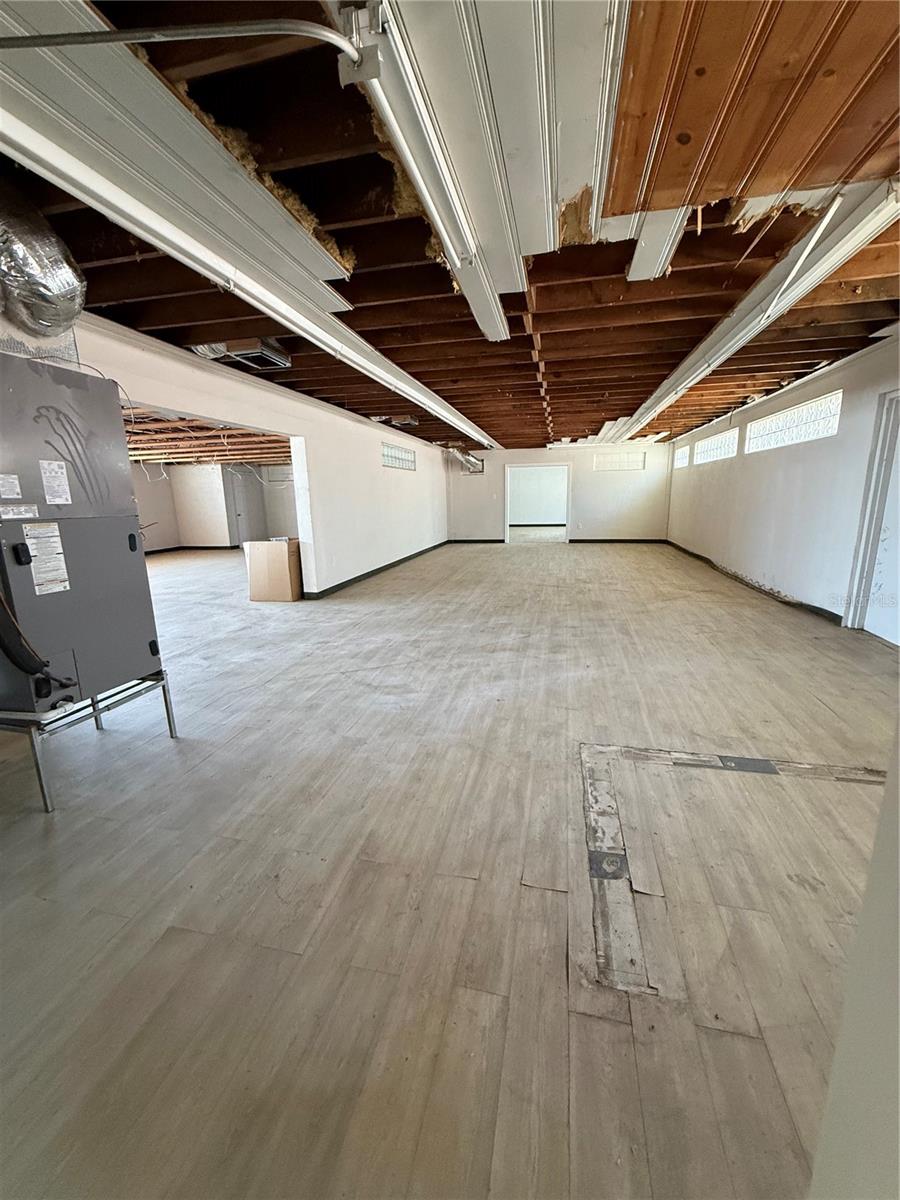 AUBURNDALE HEIGHTS - Commercial Sale