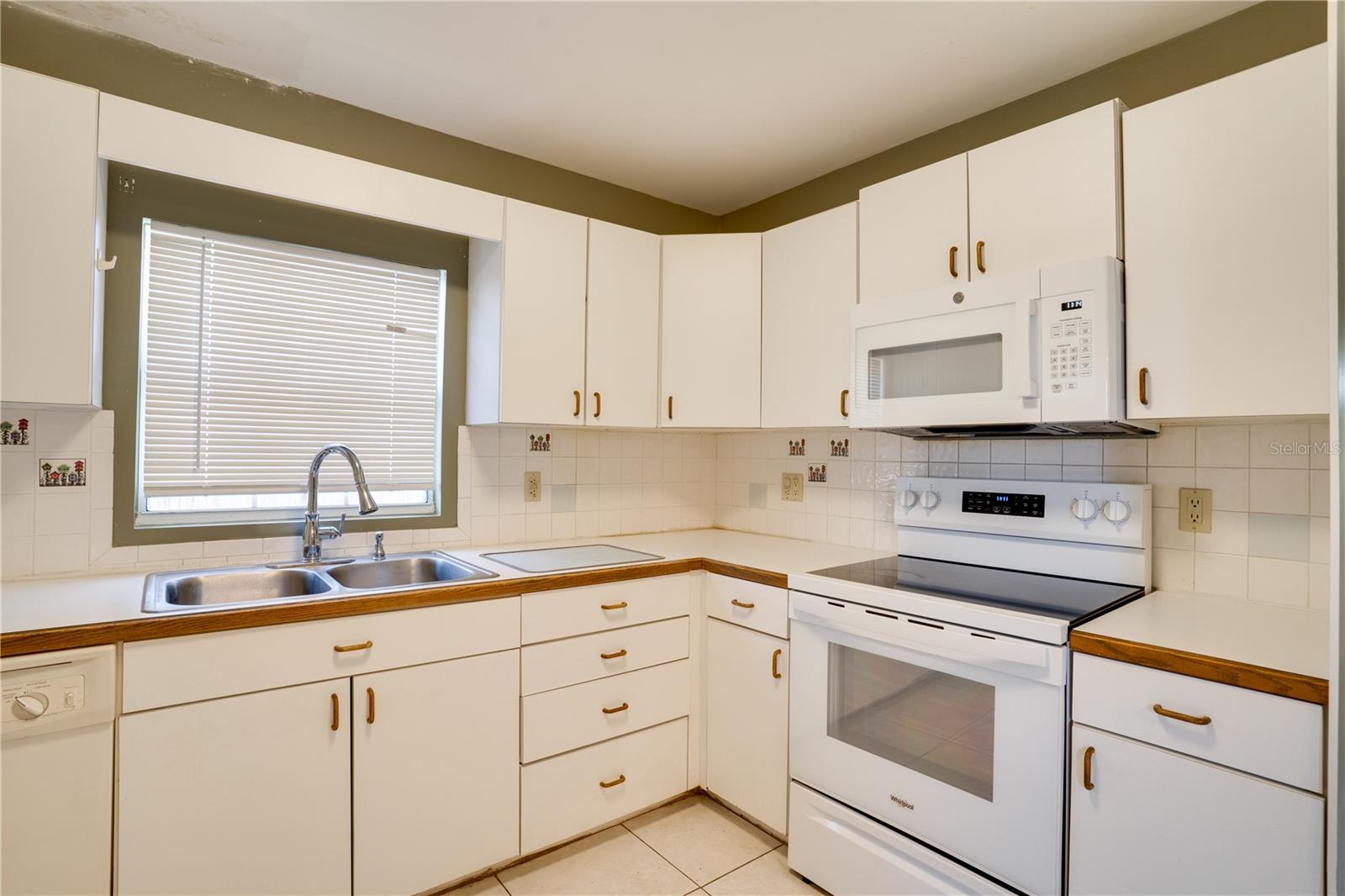 SKYVIEW TERRACE 1ST ADD - Residential