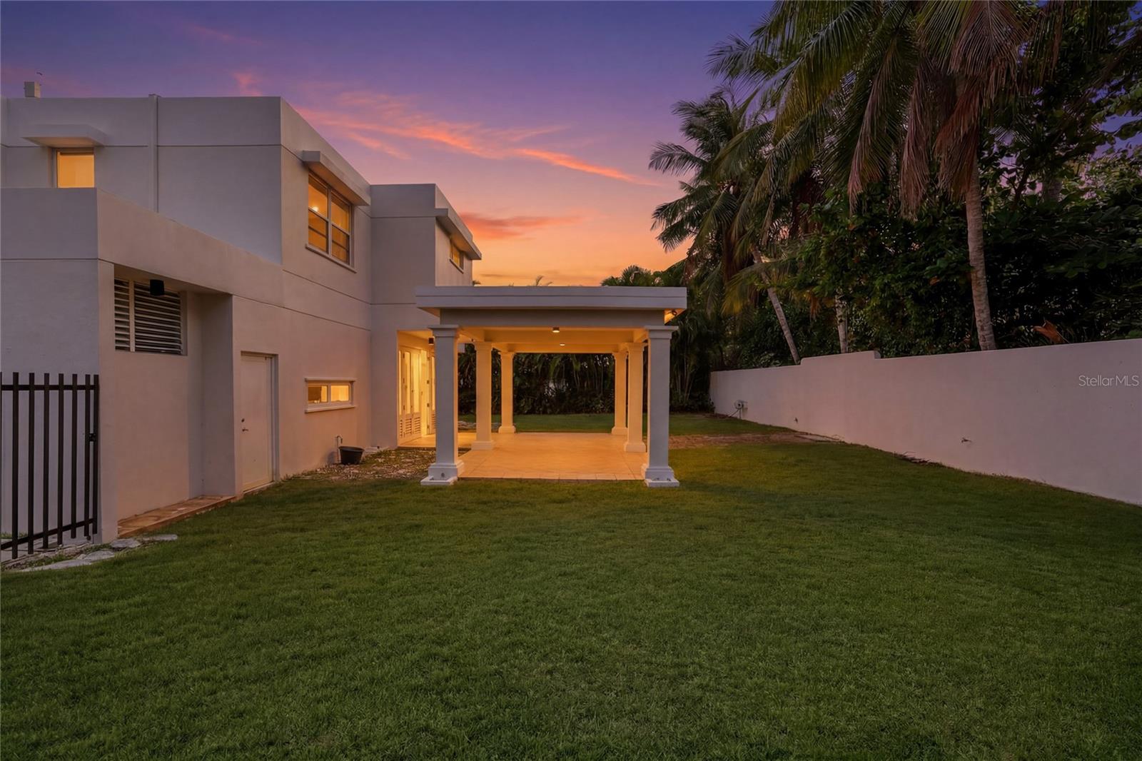 PASEO DEL MAR - Residential Lease