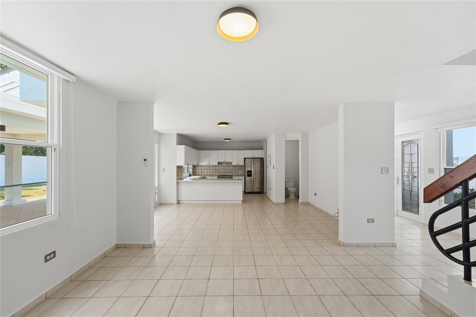 PASEO DEL MAR - Residential Lease