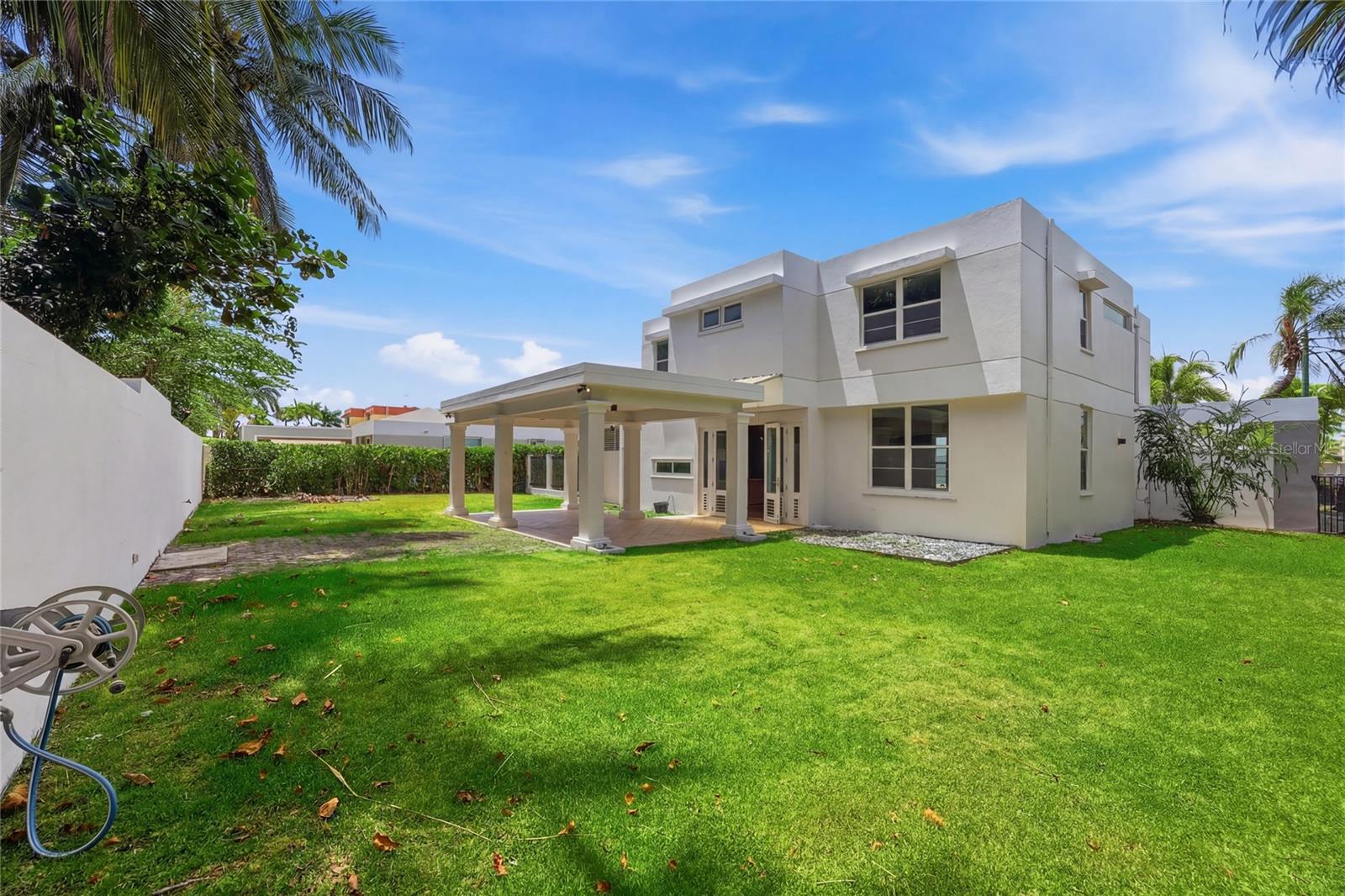 PASEO DEL MAR - Residential Lease