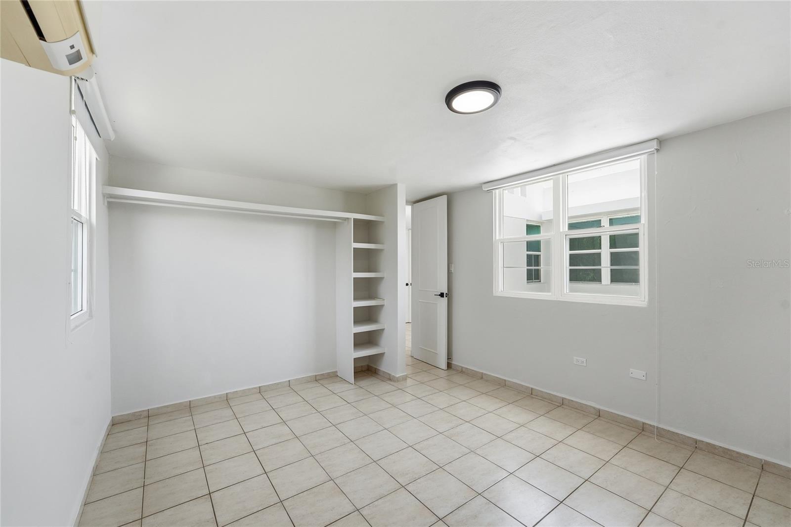 PASEO DEL MAR - Residential Lease