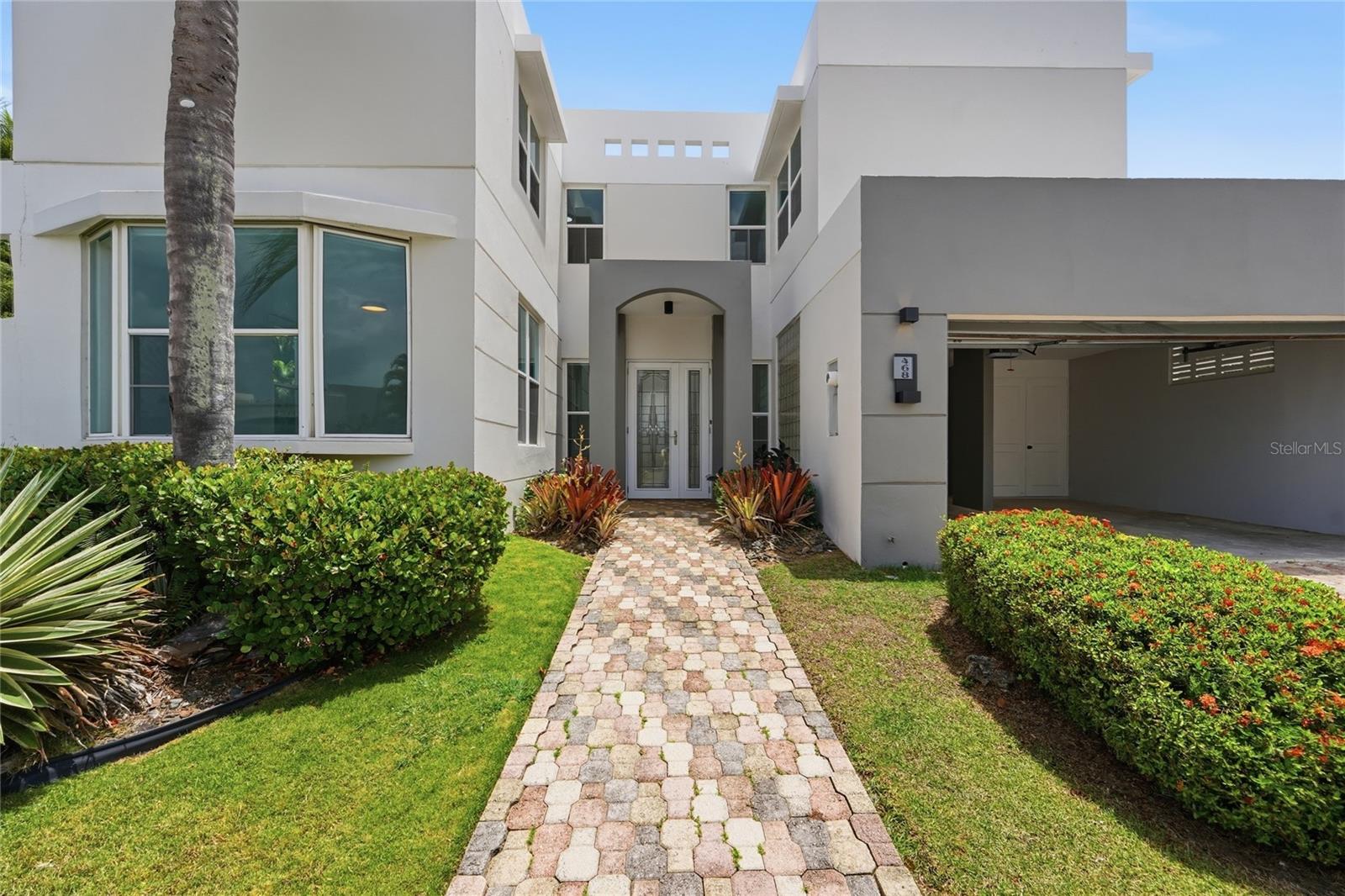 PASEO DEL MAR - Residential Lease