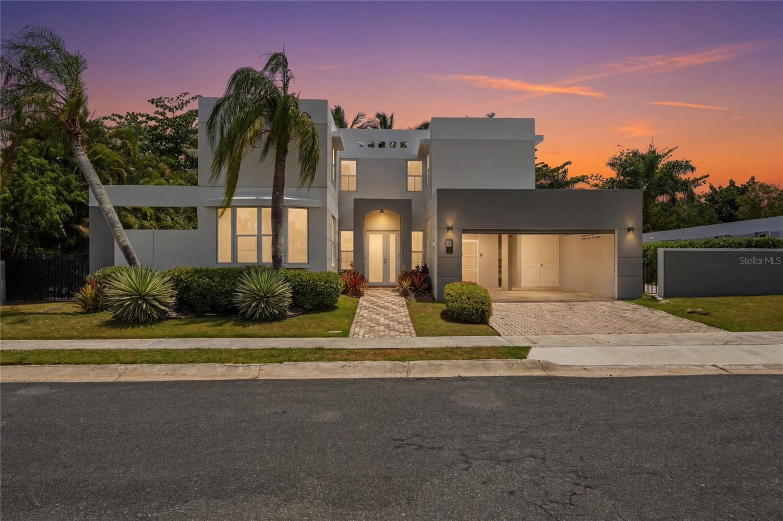 Beautiful unfurnished home for rent in Paseo del Mar, Dorado. Located in a small, quiet neighborhood on a no-exit street, this property offers 4 bedrooms, 2.5 bathrooms, approximately 2,444 sq. ft. of living area, and a spacious 8,070 sq. ft. lot.

The home features a large private patio with no rear neighbors, only trees behind the property, creating a peaceful outdoor space with added privacy. Includes interior parking for 2 vehicles plus exterior parking for 2 additional vehicles. Appliances include refrigerator, stove, oven, washer, dryer, 5 A/C units, and 1 line heater. Maintenance is included in the monthly rent.

Excellent rental opportunity in Dorado with generous indoor and outdoor space. Monthly rent: $5,500.