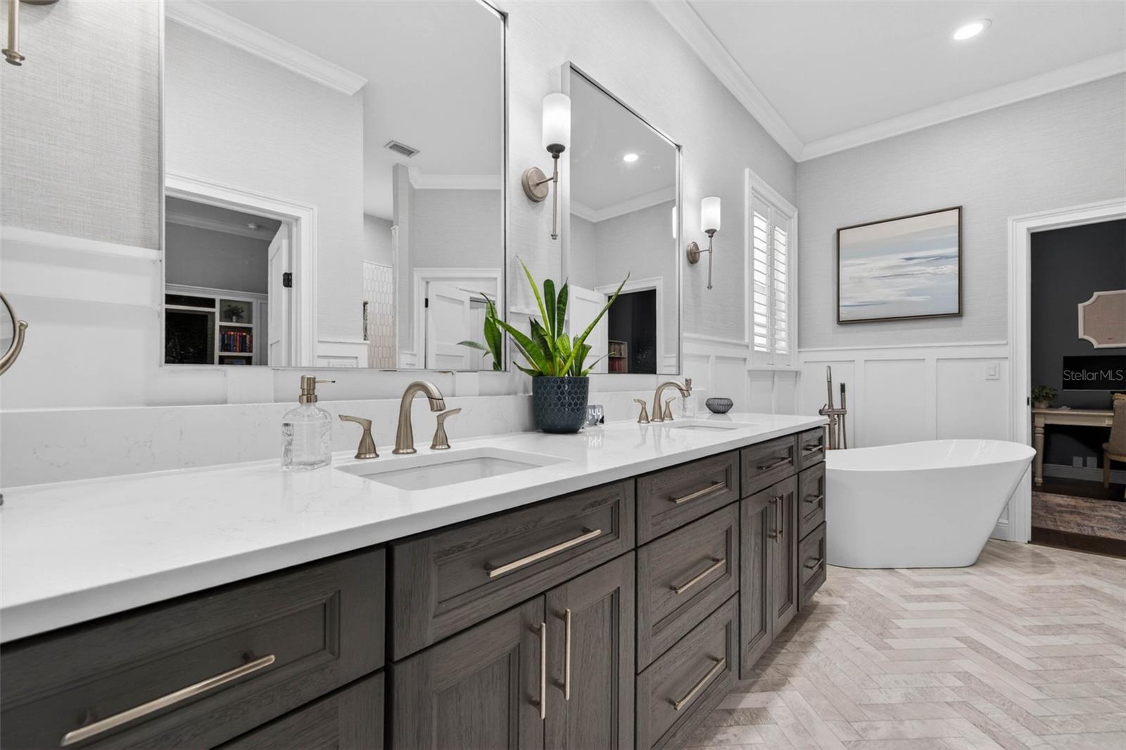 HUNTERS GREEN - Residential