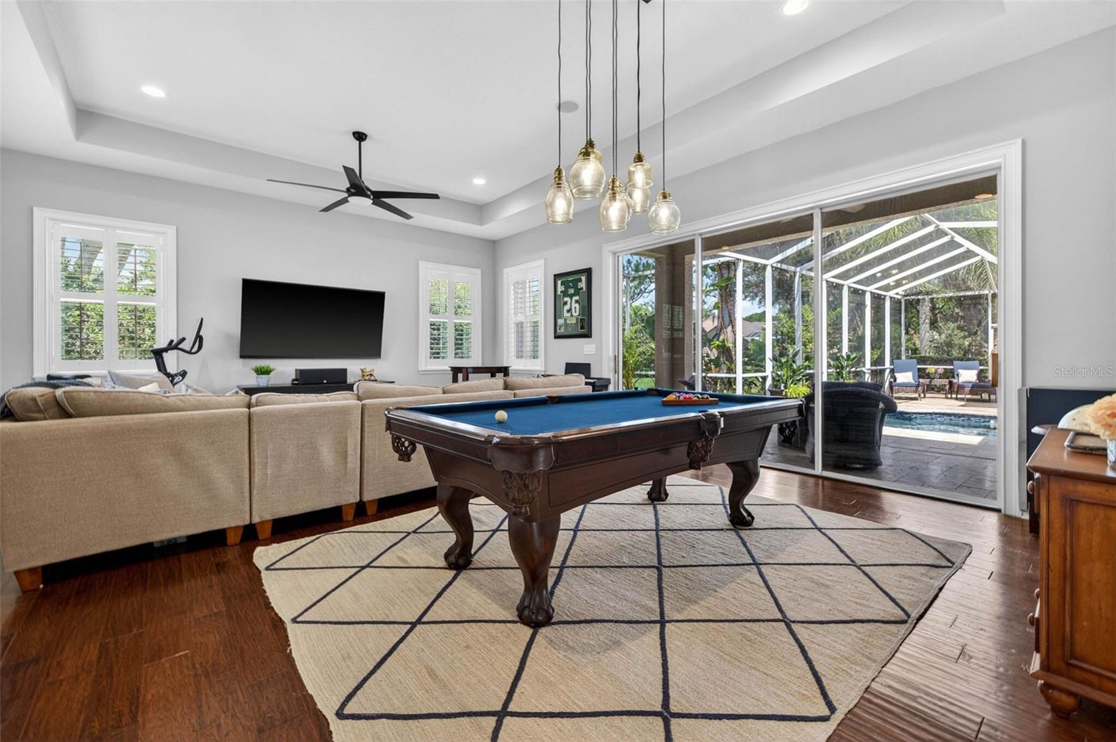 HUNTERS GREEN - Residential