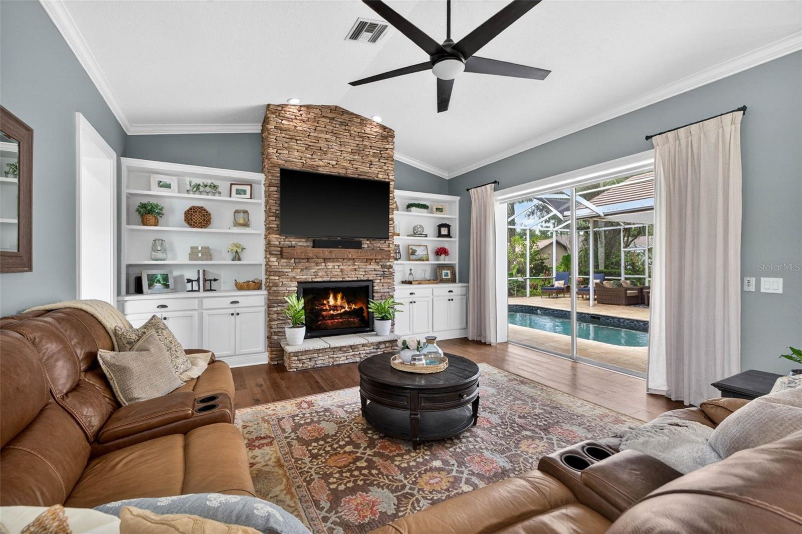 HUNTERS GREEN - Residential