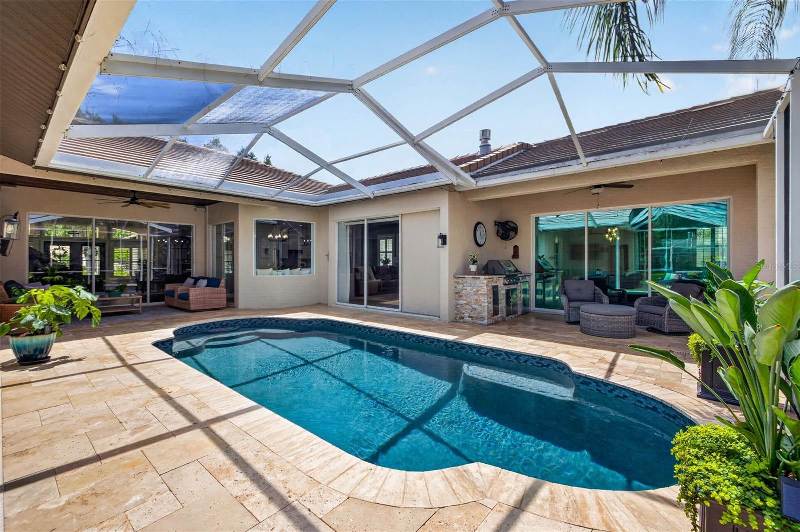 HUNTERS GREEN - Residential