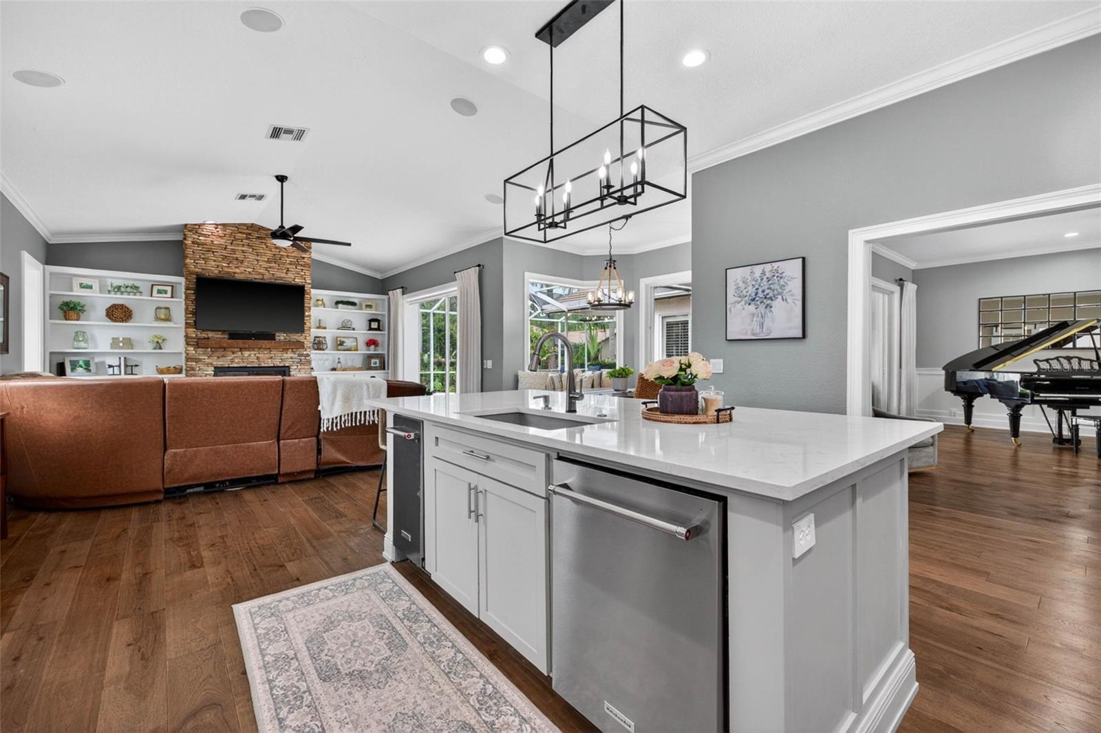 HUNTERS GREEN - Residential