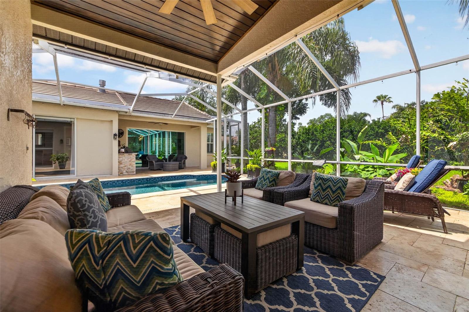 HUNTERS GREEN - Residential