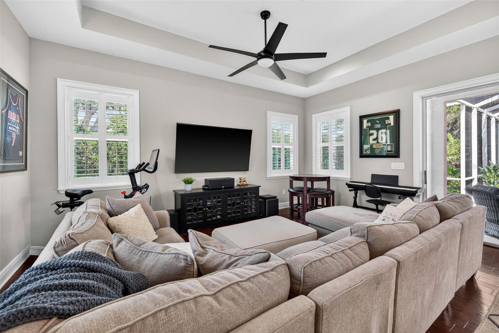 HUNTERS GREEN - Residential