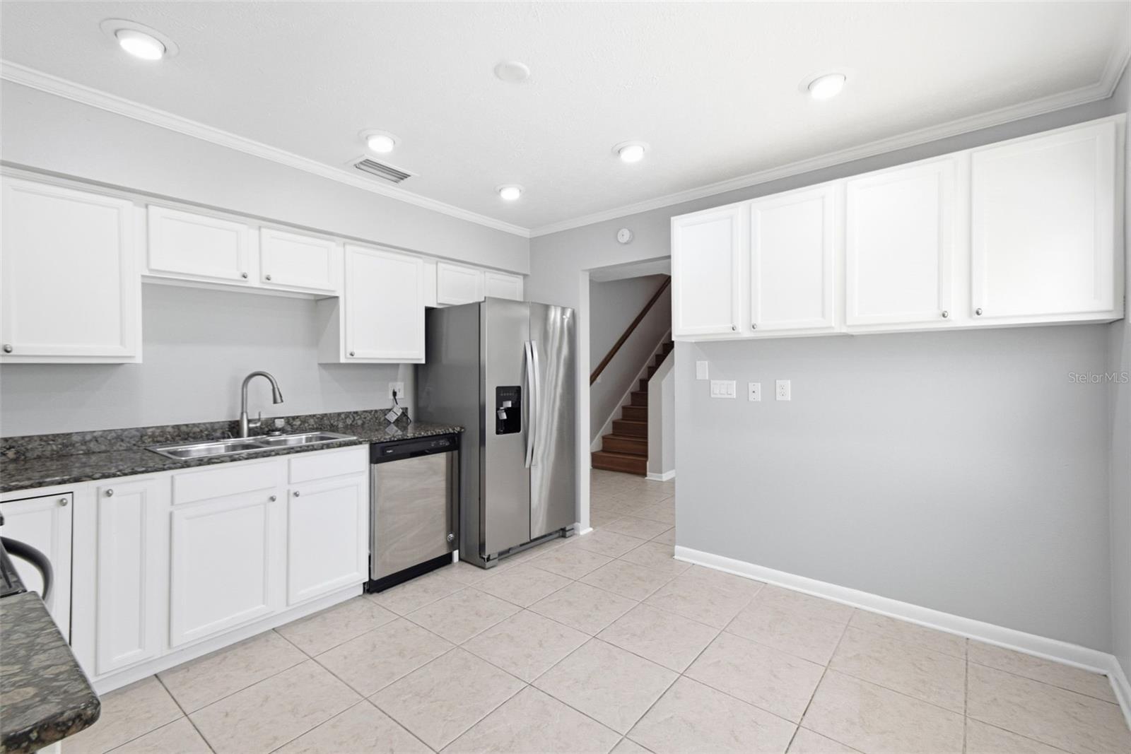 BRANDON LAKES - Residential