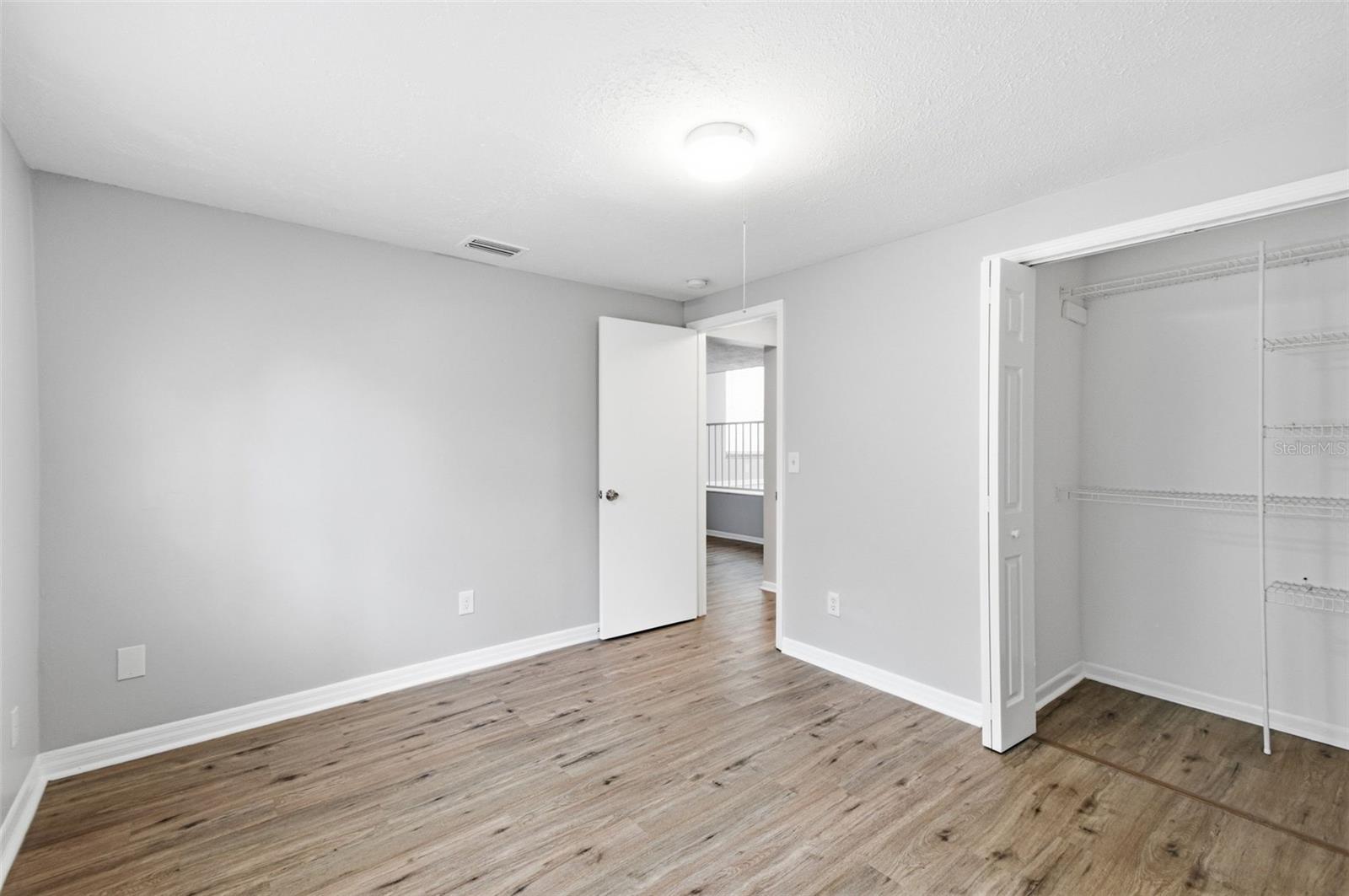BRANDON LAKES - Residential
