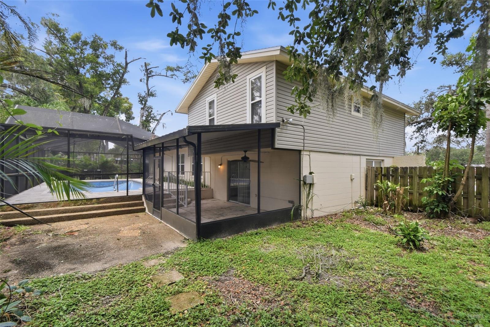 BRANDON LAKES - Residential