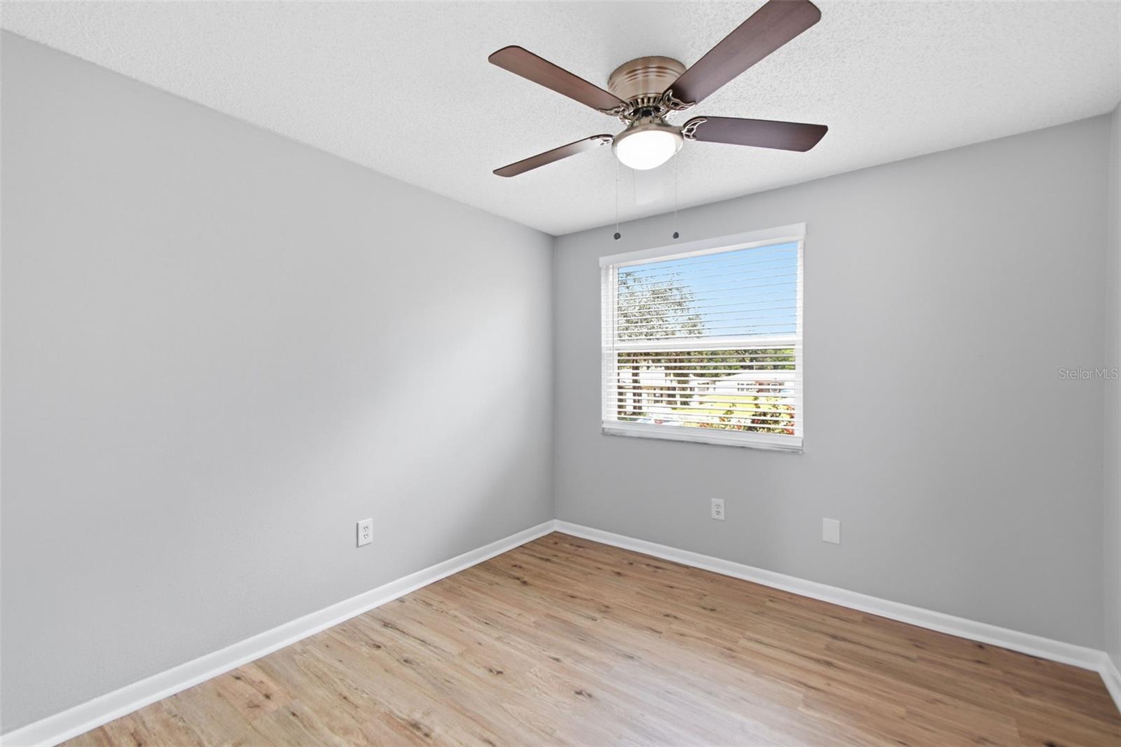 BRANDON LAKES - Residential