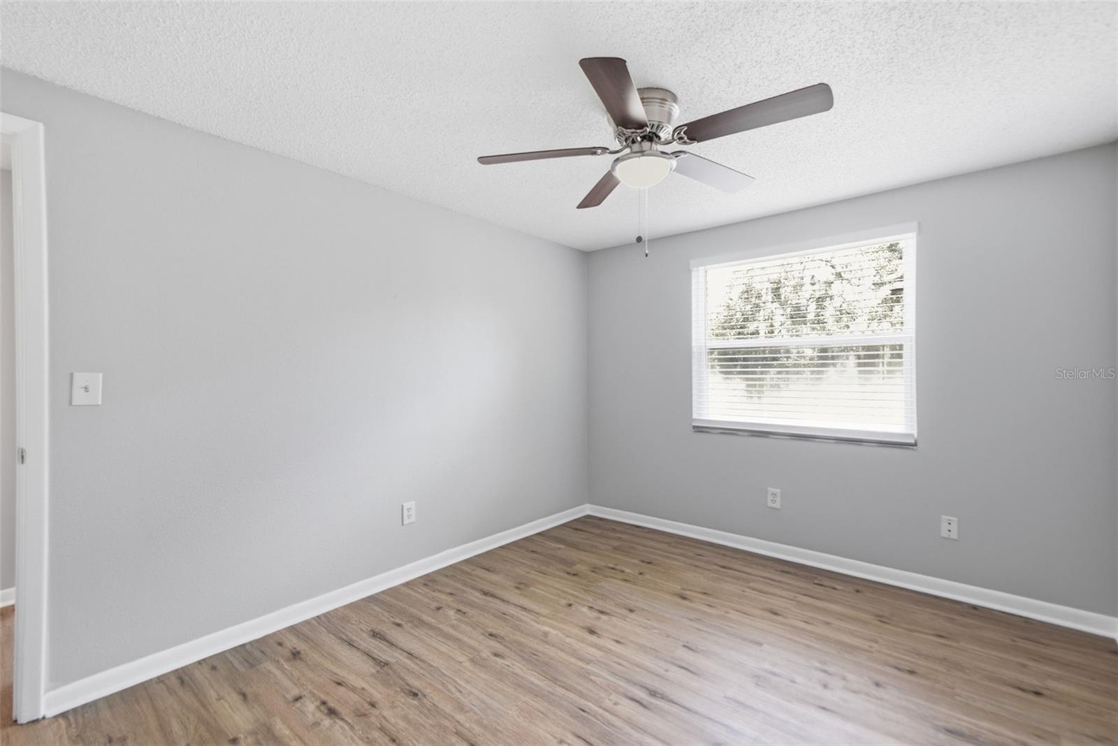 BRANDON LAKES - Residential