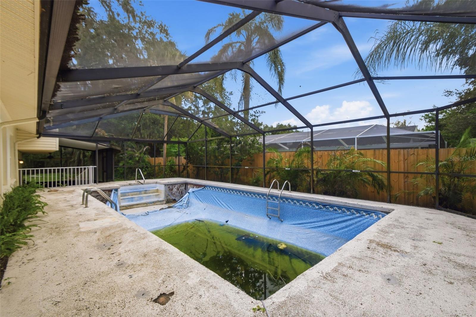 BRANDON LAKES - Residential