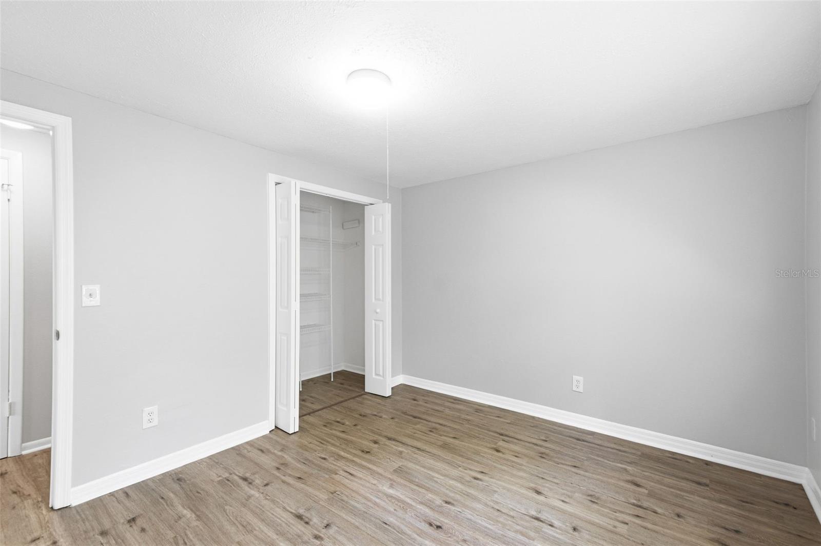 BRANDON LAKES - Residential