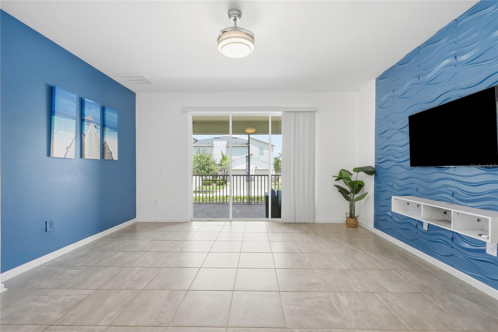CHAMPIONSGATE CONDO 4 PH 22 & 23 - Residential