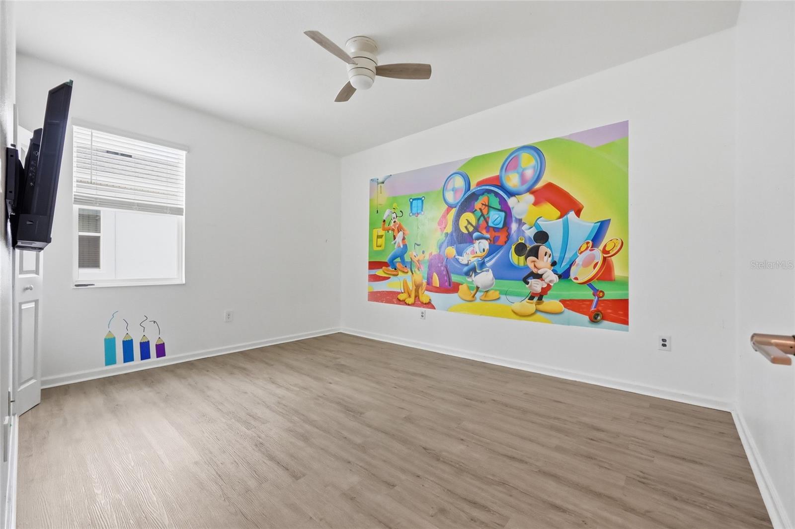 CHAMPIONSGATE CONDO 4 PH 22 & 23 - Residential