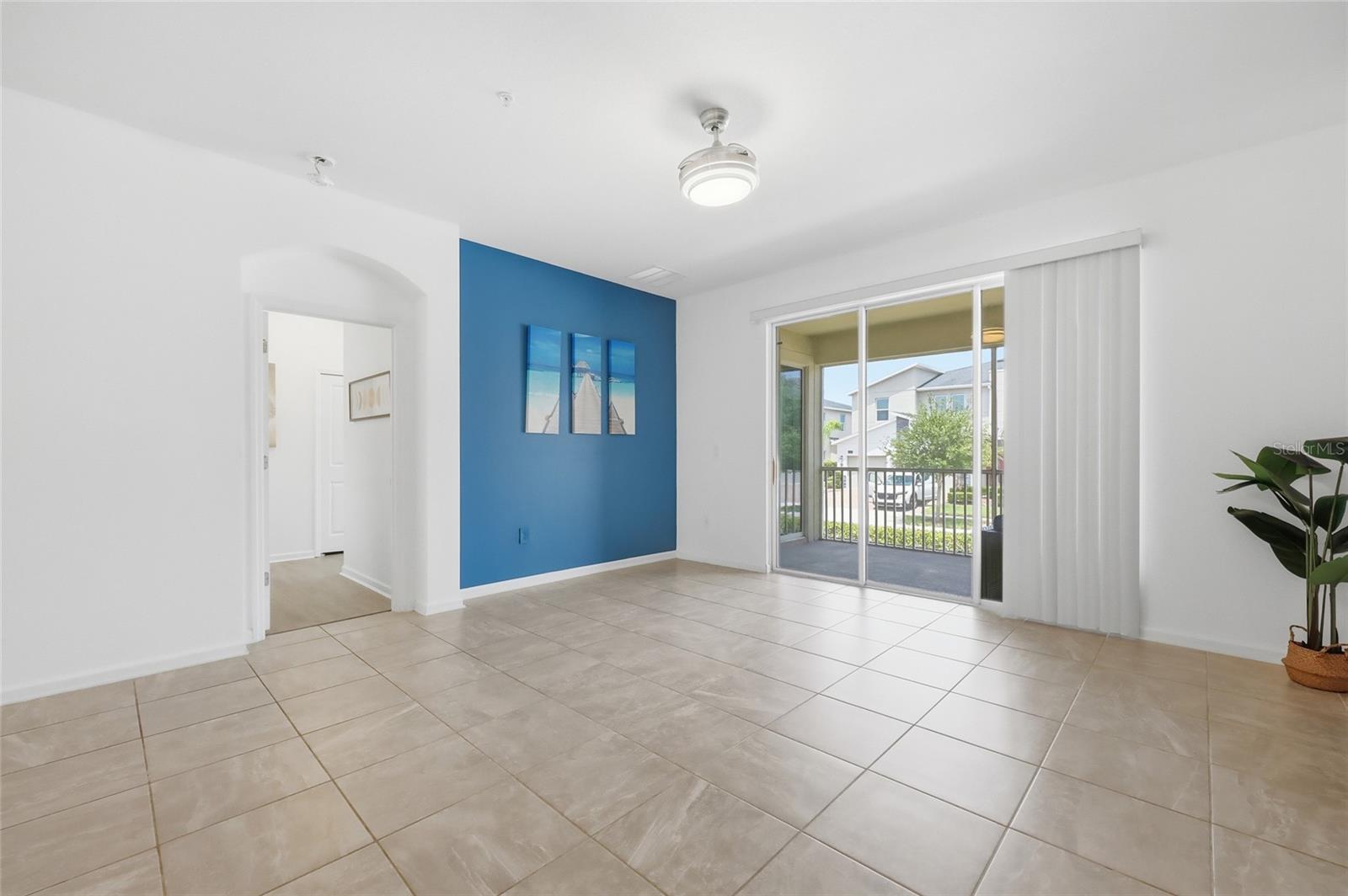 CHAMPIONSGATE CONDO 4 PH 22 & 23 - Residential