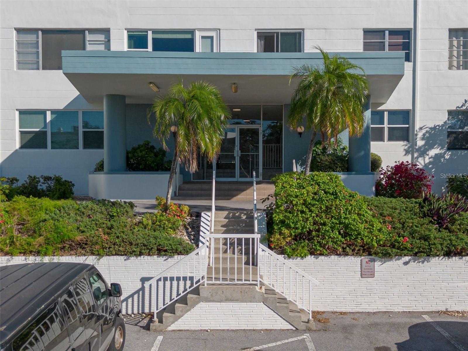 HARBOR VIEW MANOR CONDO - Residential