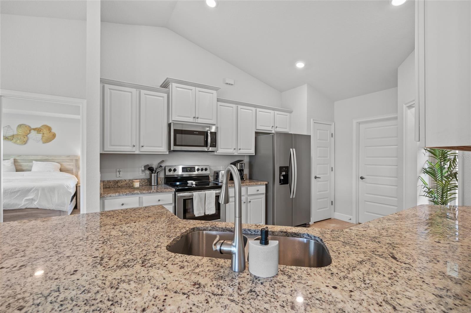 ROTONDA WEST OAKLAND HILLS - Residential