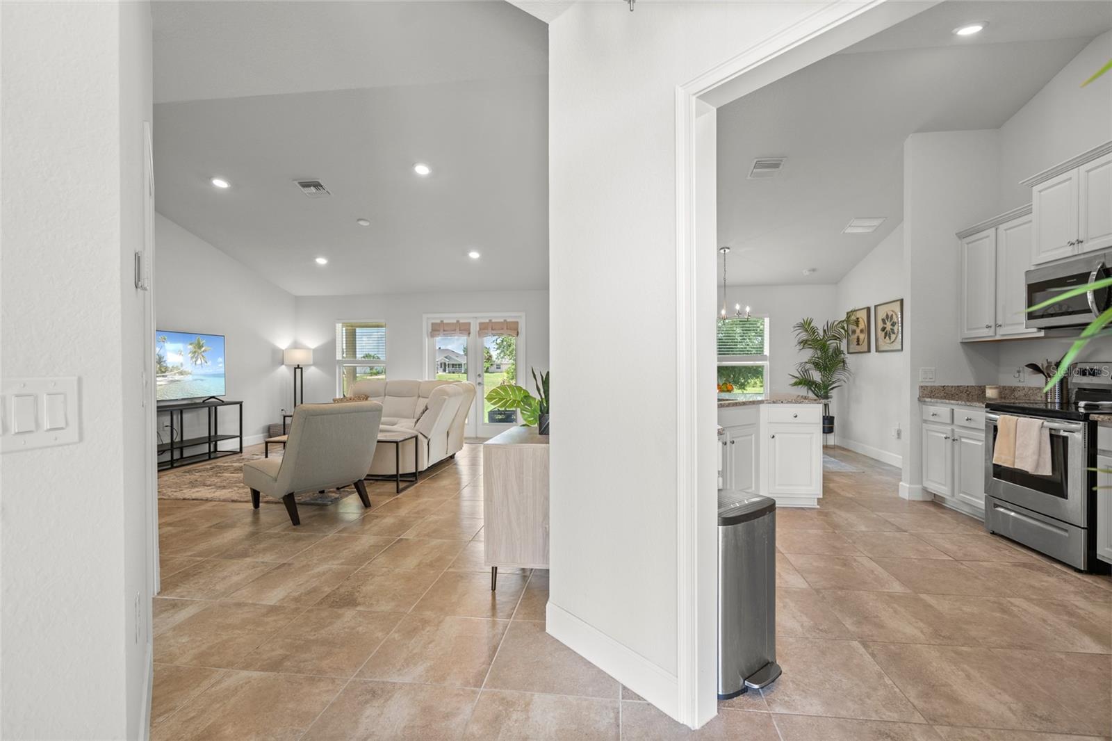 ROTONDA WEST OAKLAND HILLS - Residential