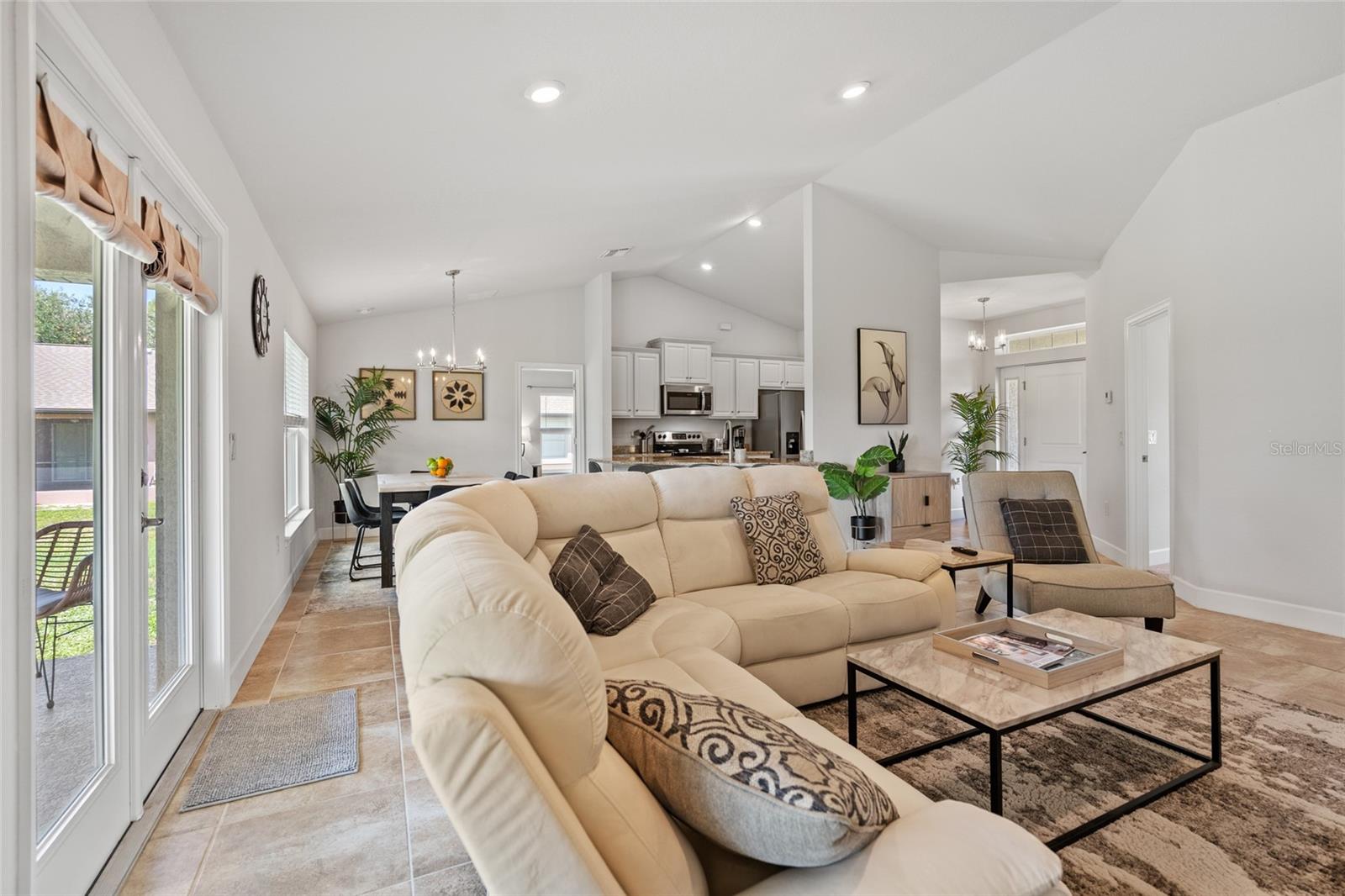 ROTONDA WEST OAKLAND HILLS - Residential
