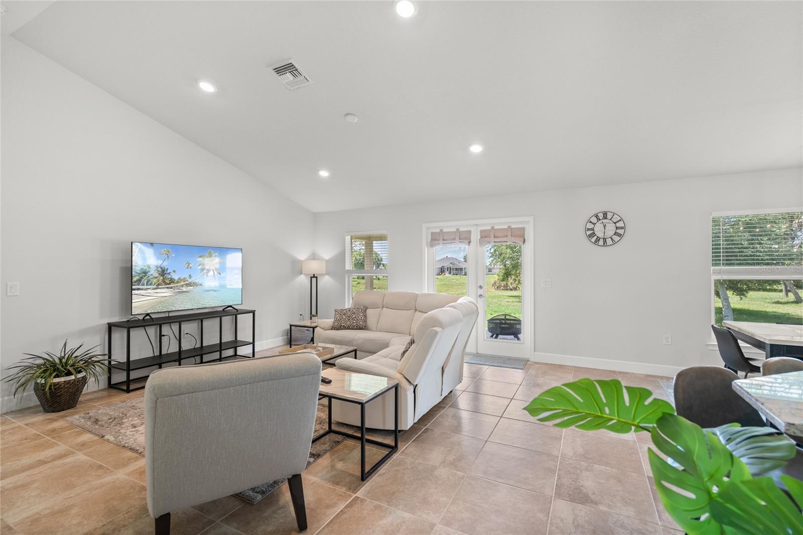 ROTONDA WEST OAKLAND HILLS - Residential