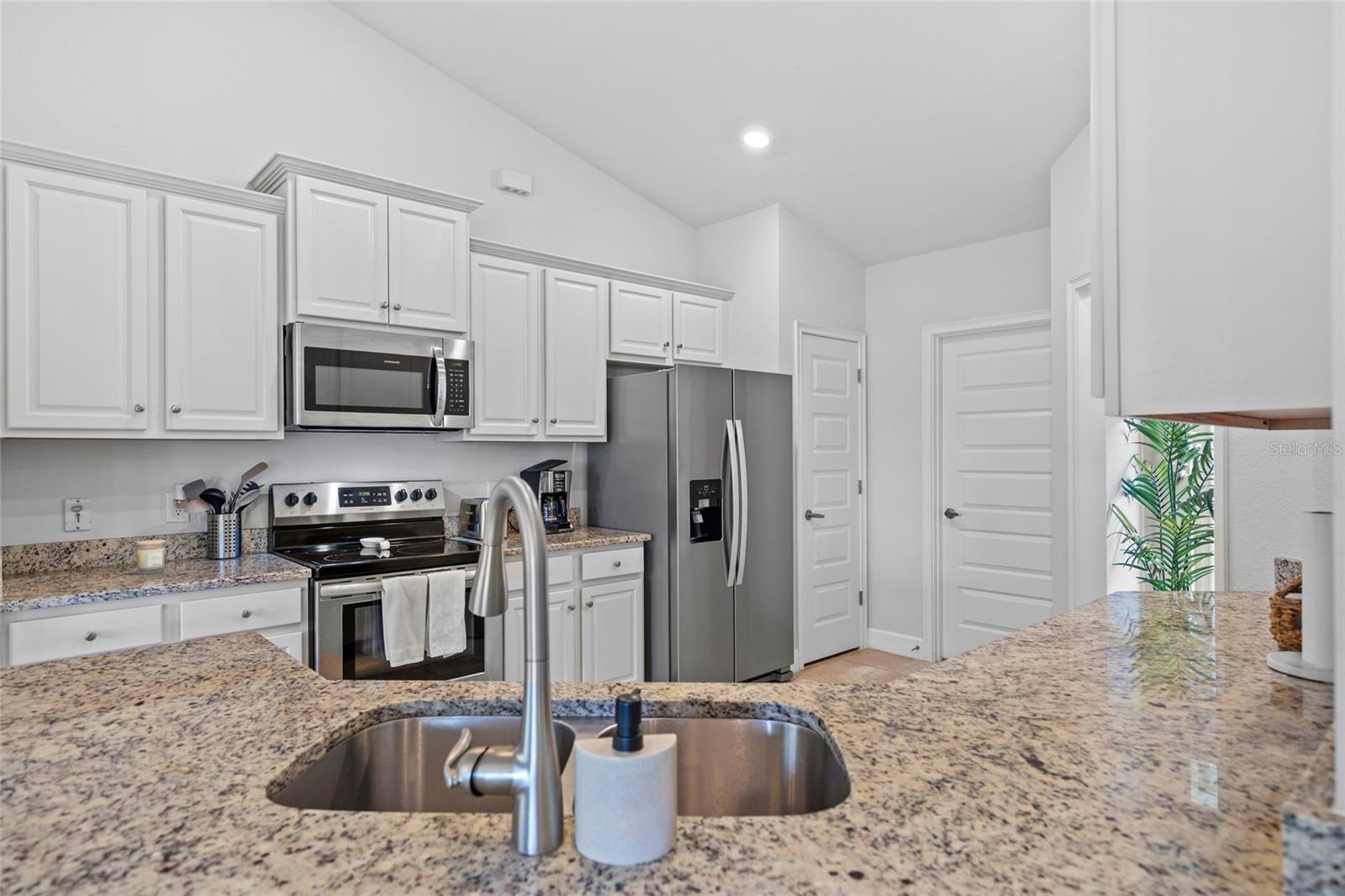 ROTONDA WEST OAKLAND HILLS - Residential