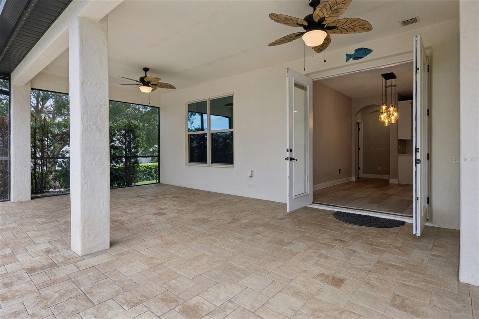 COLINA BAY - Residential