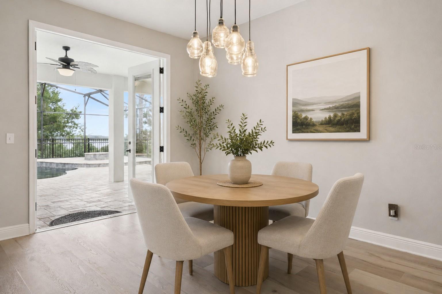 COLINA BAY - Residential