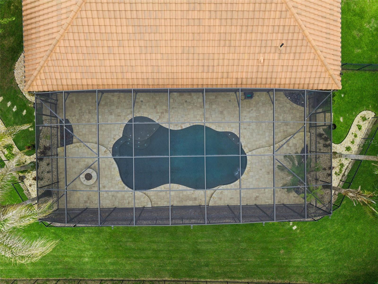 COLINA BAY - Residential