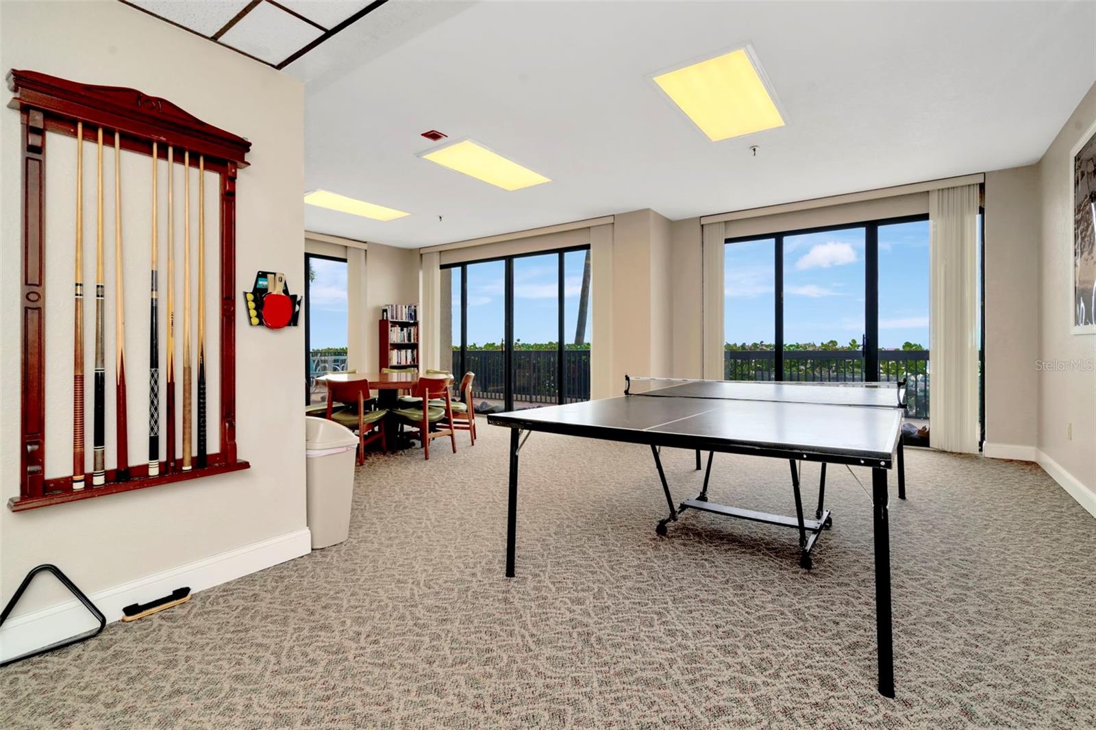 SURFSIDE TOWER CONDO - Residential Lease