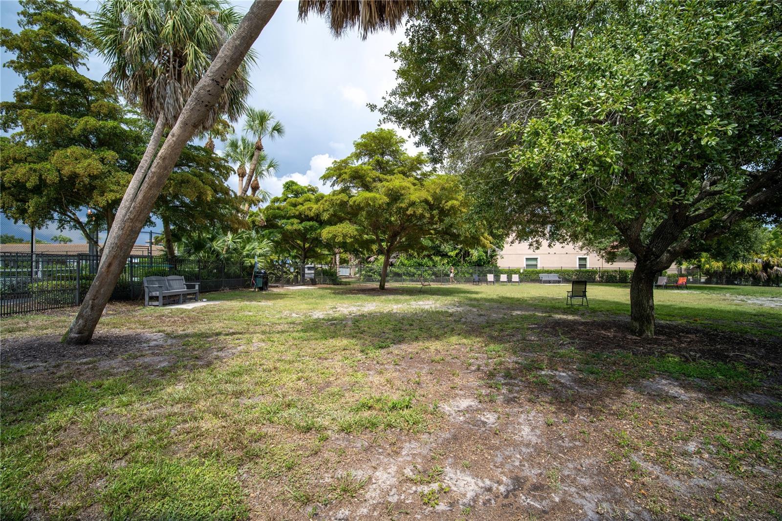 TOSCANA ISLES UN 1 - Residential