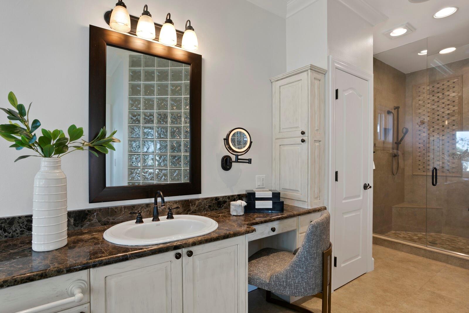 SHORE ACRES OVERLOOK SEC - Residential