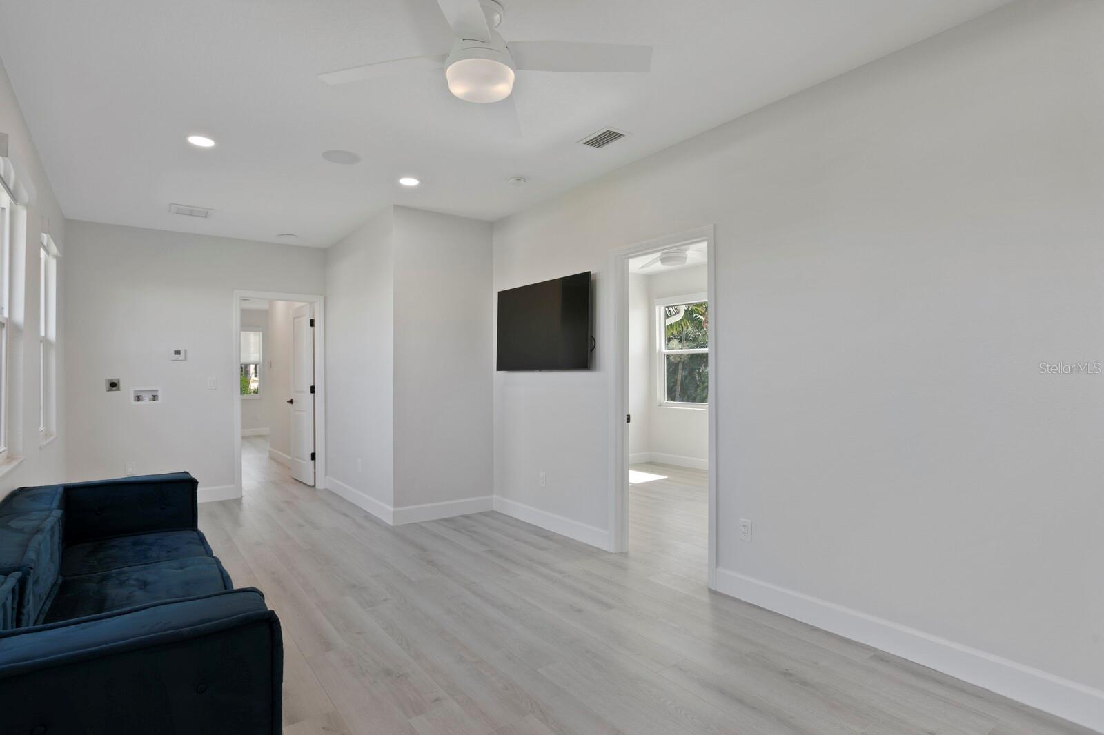 SHORE ACRES OVERLOOK SEC - Residential