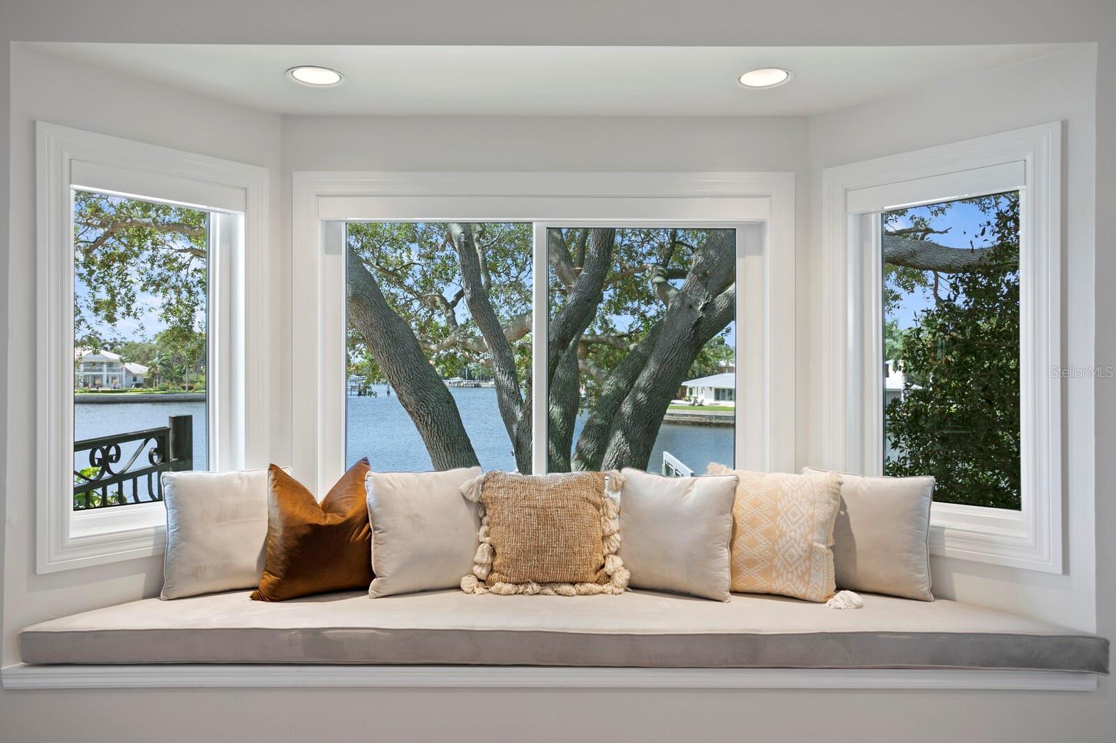SHORE ACRES OVERLOOK SEC - Residential