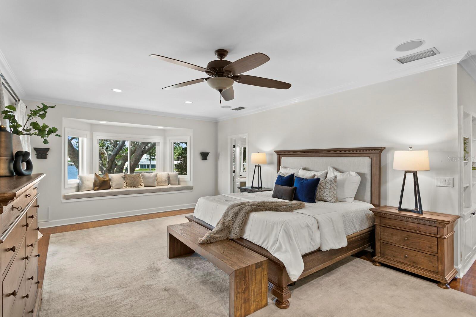 SHORE ACRES OVERLOOK SEC - Residential