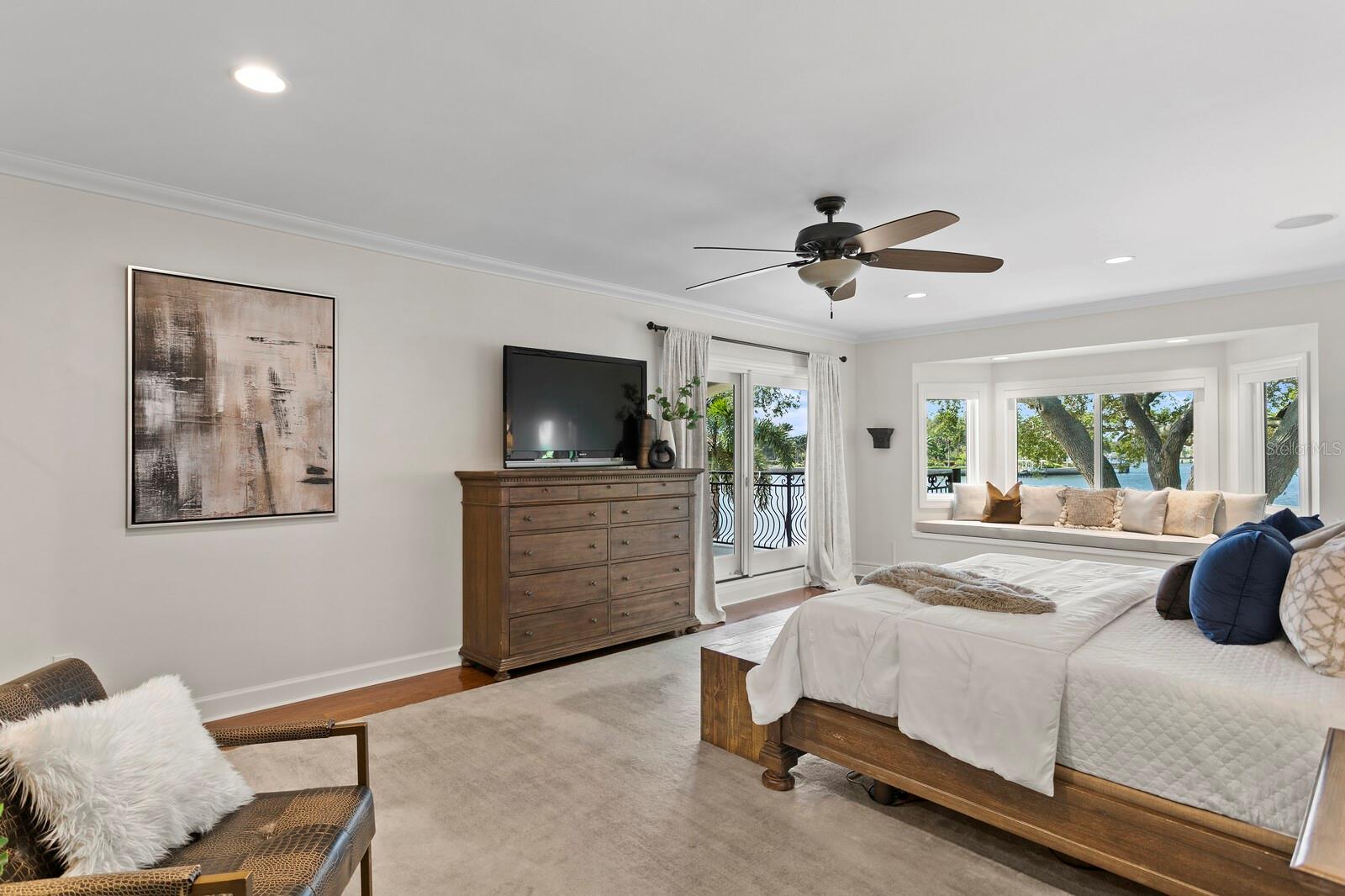 SHORE ACRES OVERLOOK SEC - Residential